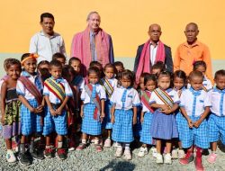 Seabees EUA Harii Sala Pre-Eskolar Maubara ho US$ 220,000