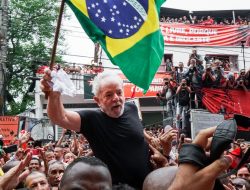 Lula da Silva Eleitu ba PR Brasil
