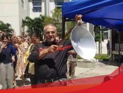 Presiden Timor-Leste Pukul Panci Saat Gerhana Matahari