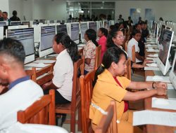 Aplikante 13.021 ba Bolsa Kandidatu Profesores Hahu Teste Eletroniku