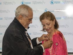 PR Ramos-Horta Kondekora Medalla Méritu ba Alba Garzon