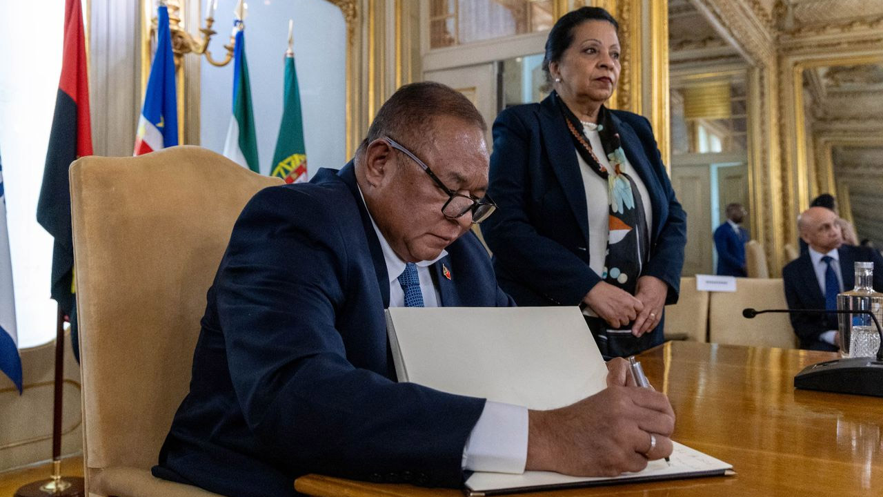 Timor-Leste Husu Guiné-Bissau hatuur filafali orden konstitusionál ho urjénsia